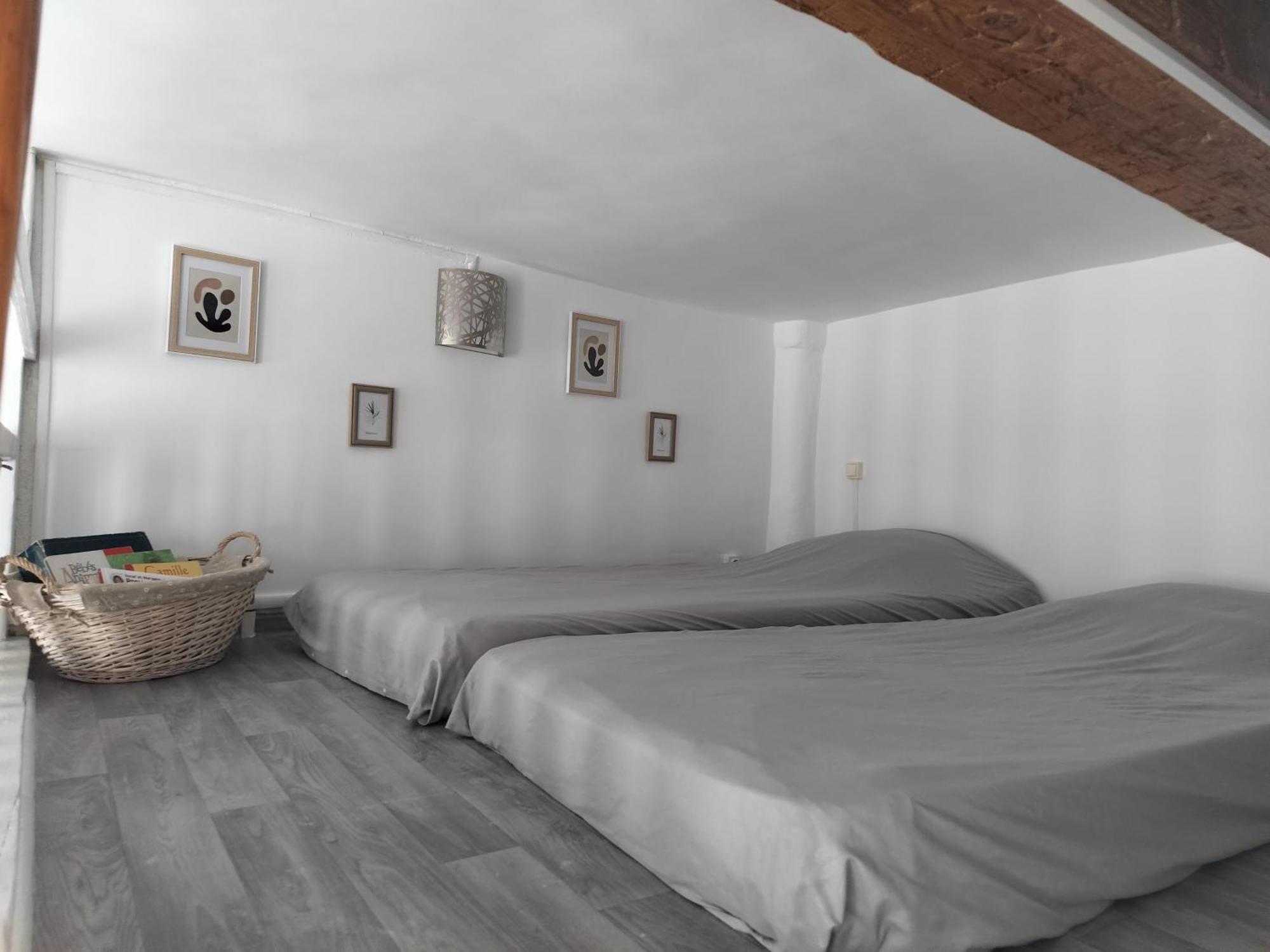 Saint-ChamasAu Pied Du Baou公寓 外观 照片